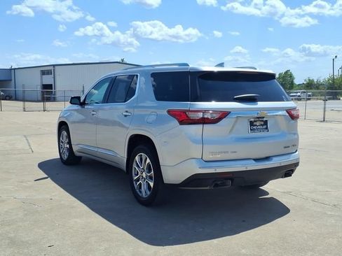 Used 2018 Chevrolet Traverse Premier w/ LPO, Floor Liner Package AWD/4WD image 7