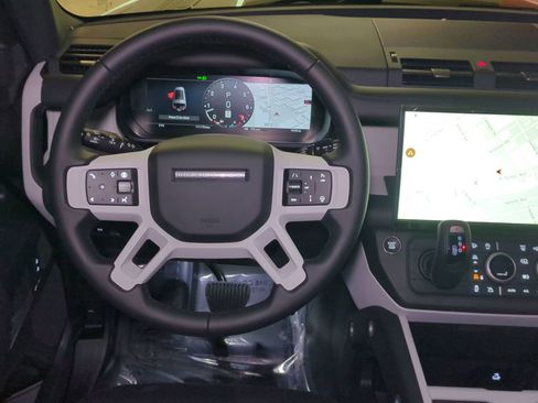 New 2026 Land Rover Defender 130 S image 27