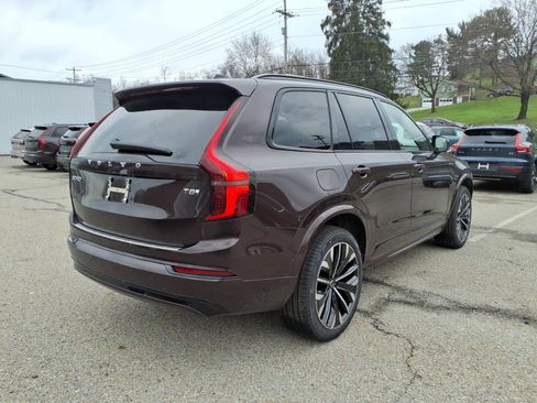 New 2026 Volvo XC90 T8 Ultra w/ Protection Package Premier AWD/4WD image 3