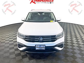 Used 2022 Volkswagen Tiguan SE video 2