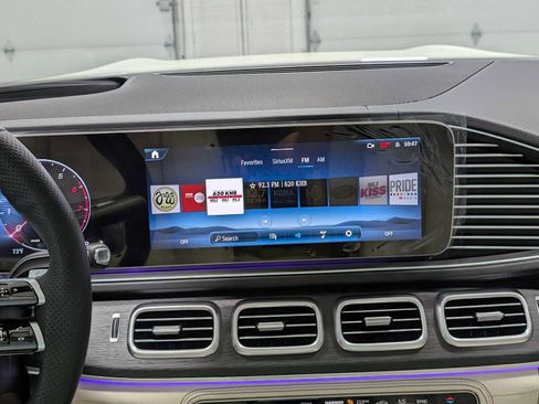New 2026 Mercedes-Benz GLS 450 4MATIC image 17