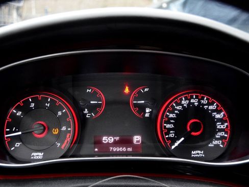 Used 2015 Dodge Dart SE FWD image 13