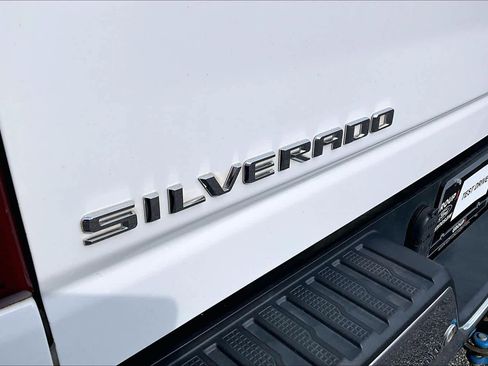 Used 2021 Chevrolet Silverado 2500 LTZ w/ LTZ Plus Package image 30