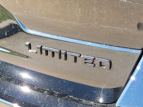 New 2025 Jeep Grand Cherokee Limited w/ Luxury Tech Group II image 6