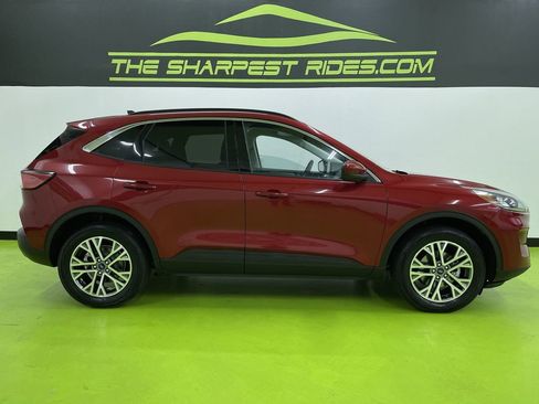 Used 2021 Ford Escape SEL w/ Technology Package image 11