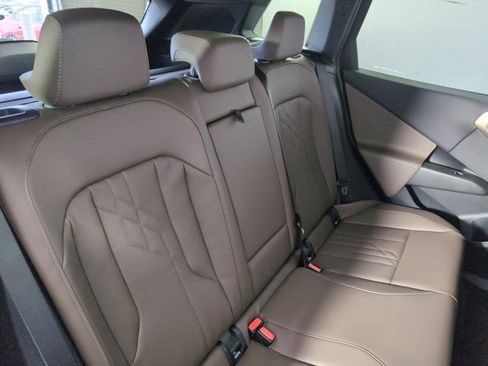 Used 2025 BMW X3 xDrive30i w/ Premium Package image 29