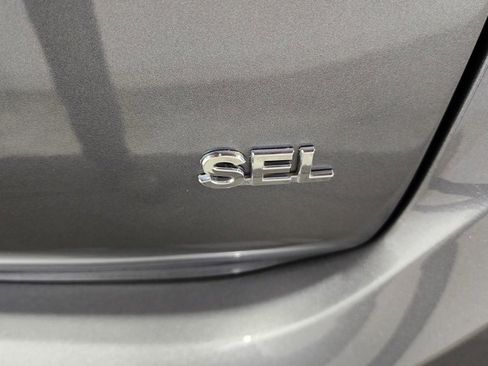 Used 2022 Mitsubishi Outlander SEL image 25