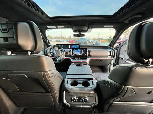 New 2026 Ford Expedition Platinum w/ Stealth Performance Package AWD/4WD image 12