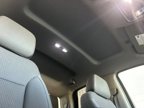 Used 2019 Chevrolet Silverado 1500 Custom Trail Boss w/ Custom Convenience Package AWD/4WD image 16