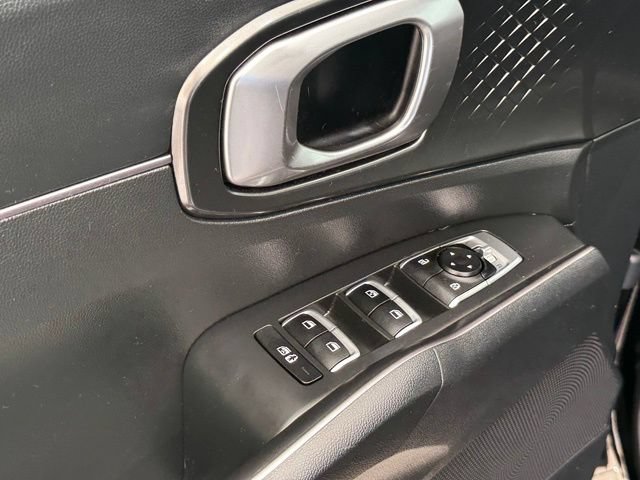 Used 2022 Kia Sorento S AWD/4WD image 15