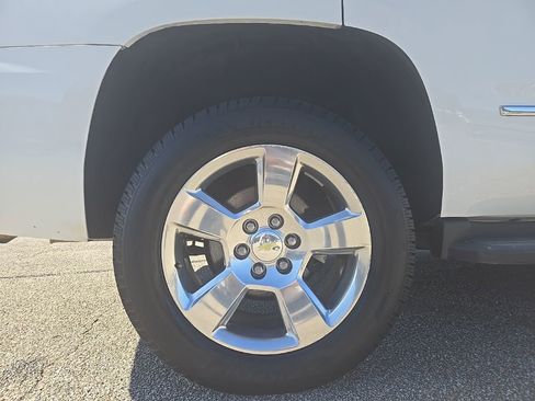 Used 2016 Chevrolet Tahoe LT w/ Luxury Package image 32