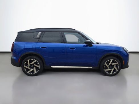Used 2025 MINI Cooper Countryman S image 3