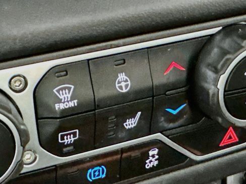 Used 2024 Jeep Wrangler High Altitude AWD/4WD image 5