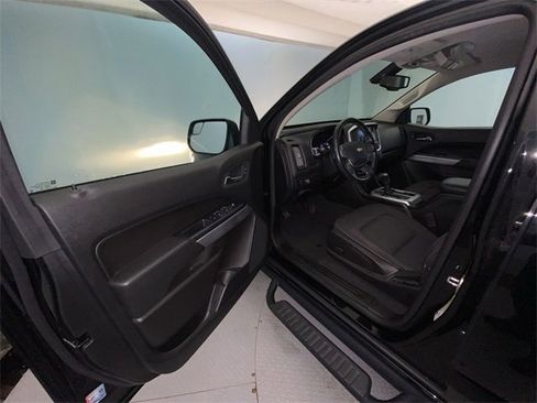 Used 2021 Chevrolet Colorado LT w/ Redline Special Edition image 11