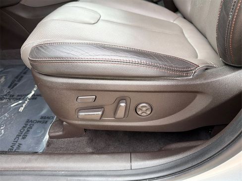 Used 2019 Hyundai Santa Fe FWD image 20