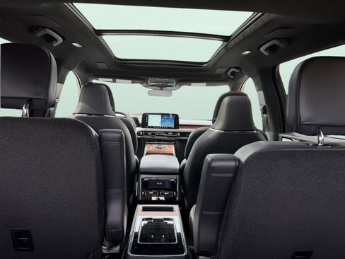 New 2026 Lincoln Aviator Black Label AWD/4WD image 32