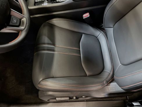 Used 2025 Honda Pilot TrailSport image 18