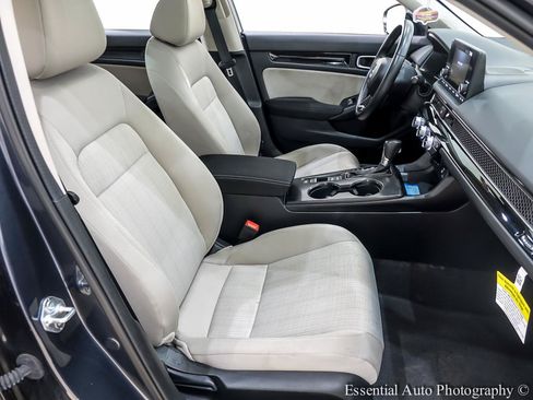 Used 2024 Honda Civic EX image 31