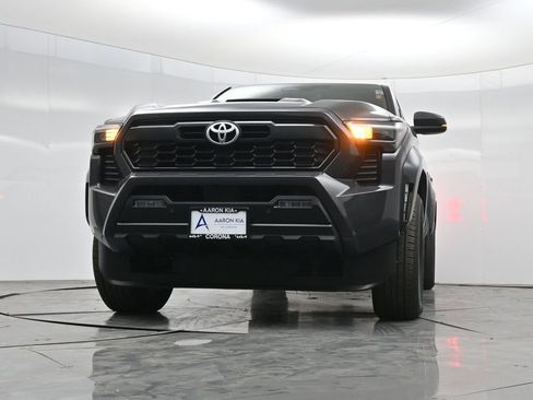 Used 2024 Toyota Tacoma TRD Sport w/ TRD Sport Upgrade Package AWD/4WD image 44