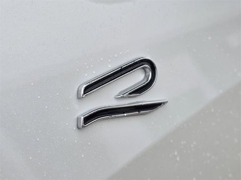 New 2026 Volkswagen Tiguan SEL R-Line image 10