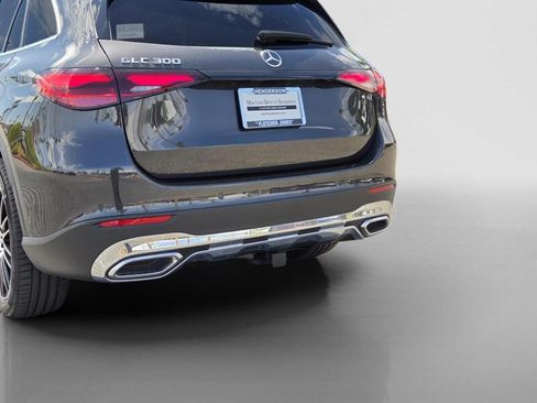 Certified 2026 Mercedes-Benz GLC 300 image 4