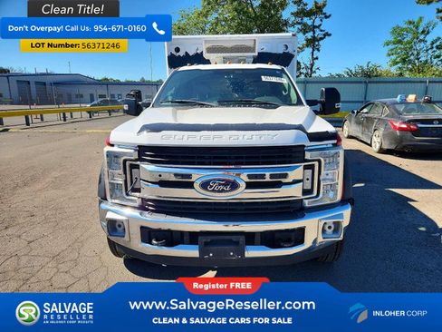 Used 2017 Ford F550 4x4 SuperCab Super Duty image 7