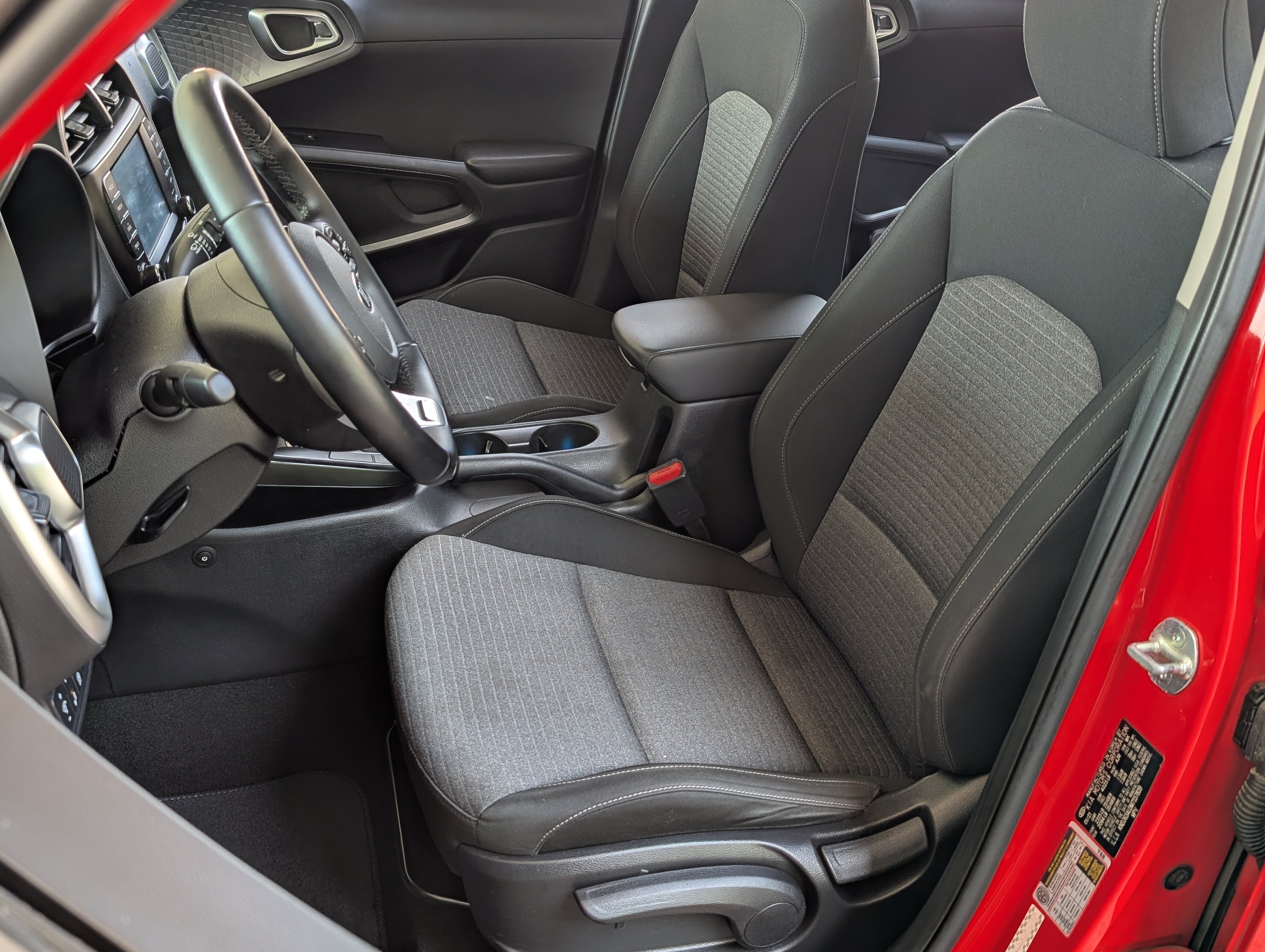 Used 2021 Kia Soul GT-Line FWD image 17