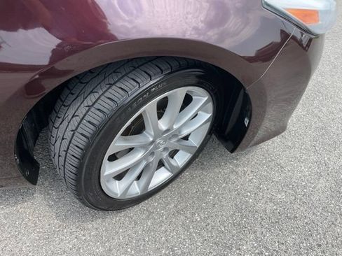 Used 2013 Toyota Avalon XLE Touring FWD image 16