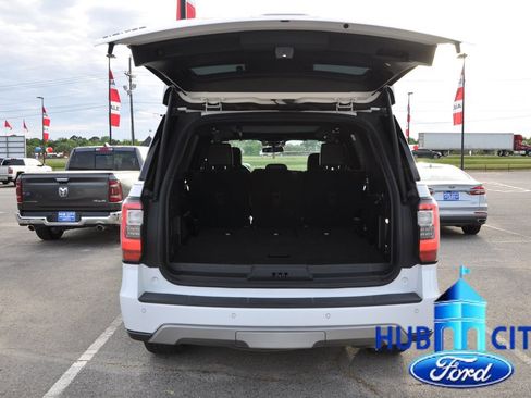 Used 2021 Ford Expedition Limited RWD image 23
