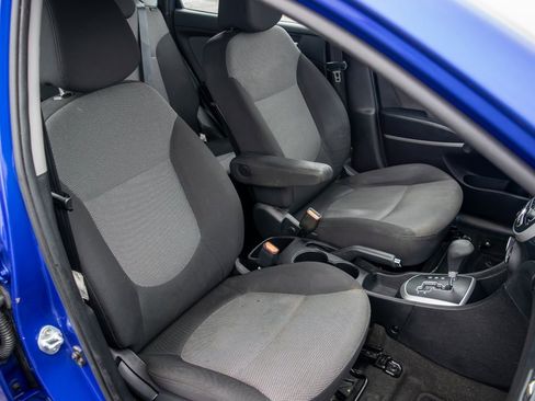 Used 2014 Hyundai Accent GS image 32