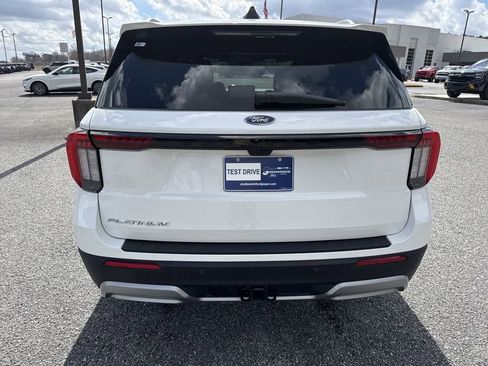 Used 2025 Ford Explorer Platinum image 6
