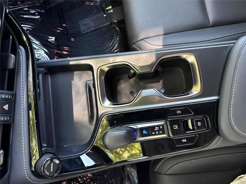 Used 2025 Lexus NX 250 FWD w/ Cold Area Package image 22