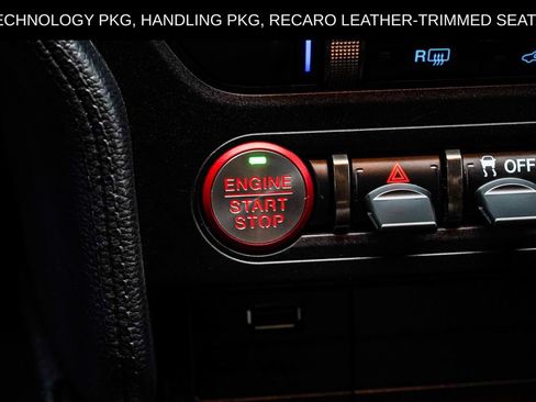 Used 2022 Ford Mustang Shelby GT500 w/ Technology Package RWD image 31