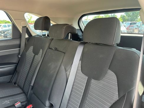 Used 2021 Kia Sorento LX AWD/4WD image 24