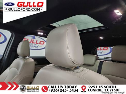 Used 2019 Ford Explorer XLT w/ Equipment Group 202A image 18