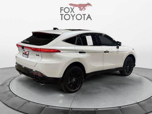 Used 2024 Toyota Venza Nightshade image 6