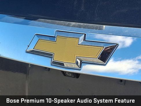 Used 2017 Chevrolet Traverse Premier image 25