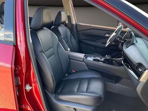 Certified 2023 Nissan Rogue SL w/ SL Premium Package image 7