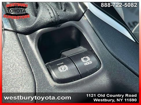 Certified 2024 Toyota Corolla Cross L AWD/4WD image 32
