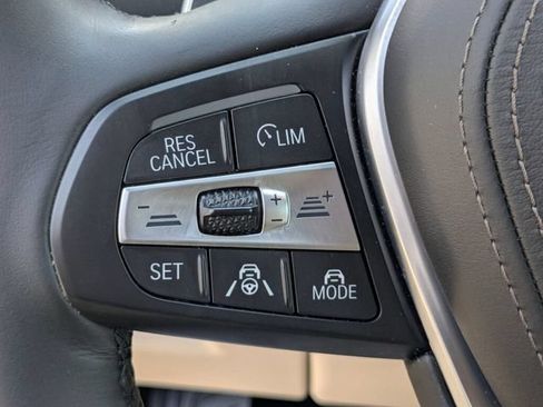 Used 2020 BMW X5 sDrive40i w/ Executive Package RWD image 21