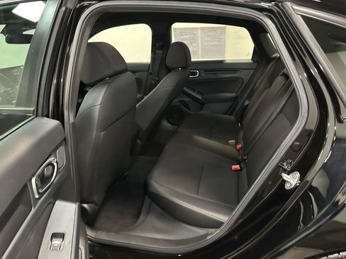 Used 2025 Honda Civic Sport image 31