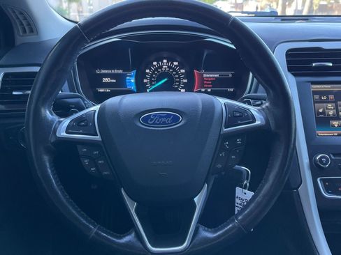 Used 2016 Ford Fusion SE w/ Equipment Group 202A FWD image 27