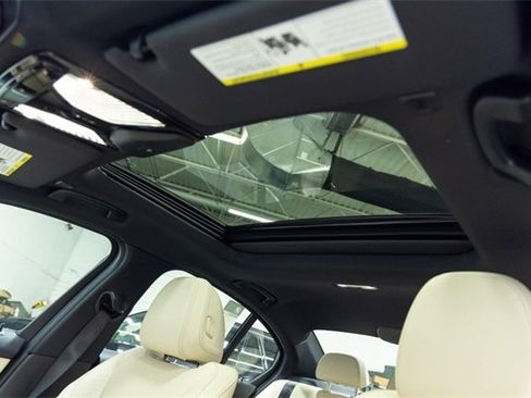 New 2026 BMW 330i xDrive Sedan image 16