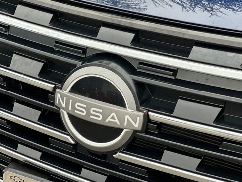 Used 2024 Nissan Rogue SV AWD/4WD image 38