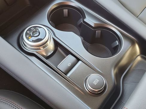 New 2026 Ford Explorer Active w/ Active Comfort Package image 22