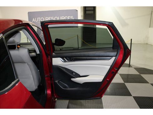 Used 2021 Honda Accord EX image 23