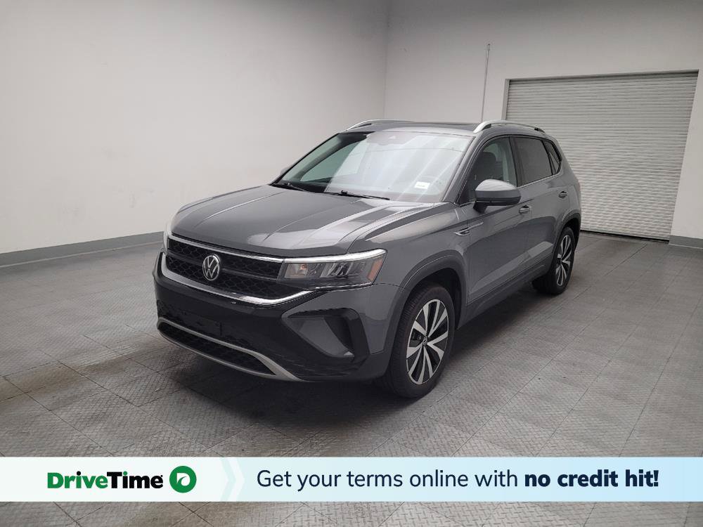 Used 2022 Volkswagen Taos SE w/ Panoramic Sunroof Package AWD/4WD image 1