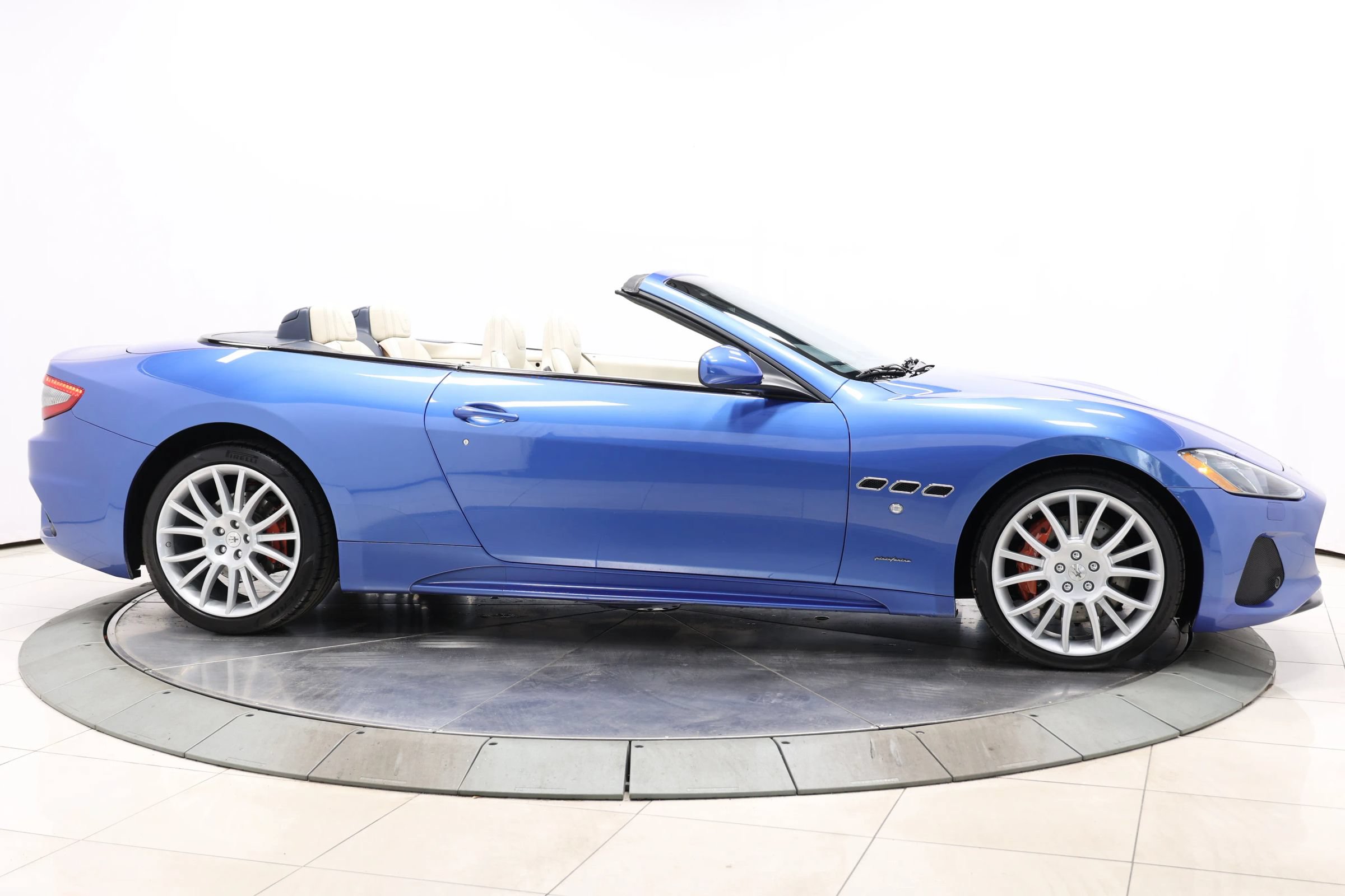 Used 2018 Maserati GranTurismo Sport RWD image 67