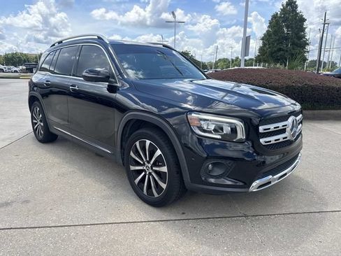 Used 2022 Mercedes-Benz GLB 250 4MATIC image 3
