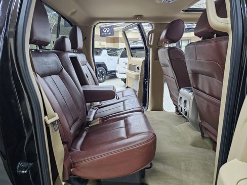 Used 2013 Ford F150 King Ranch w/ King Ranch Luxury Pkg image 22